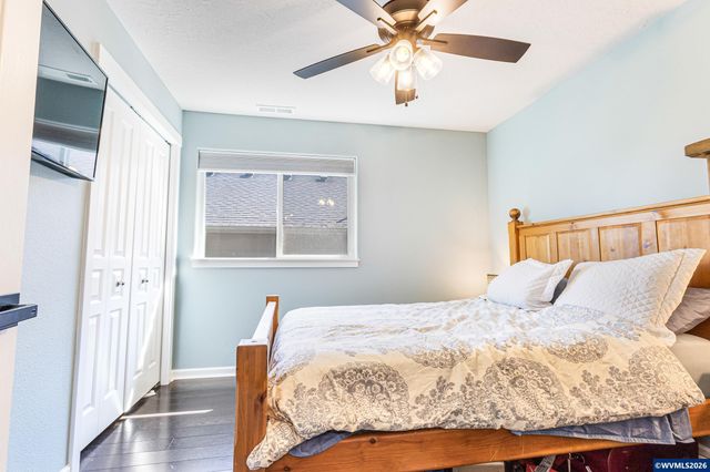 2432 Robbins Way Wy, Lebanon, OR 97355