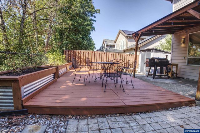 2432 Robbins Way Wy, Lebanon, OR 97355