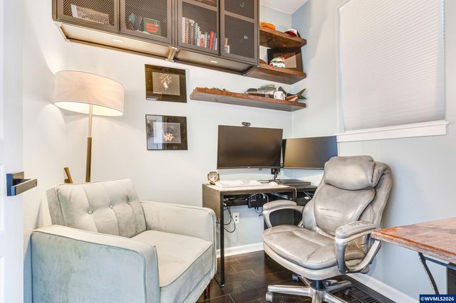 2432 Robbins Way Wy, Lebanon, OR 97355