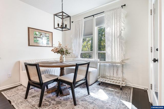 2432 Robbins Way Wy, Lebanon, OR 97355