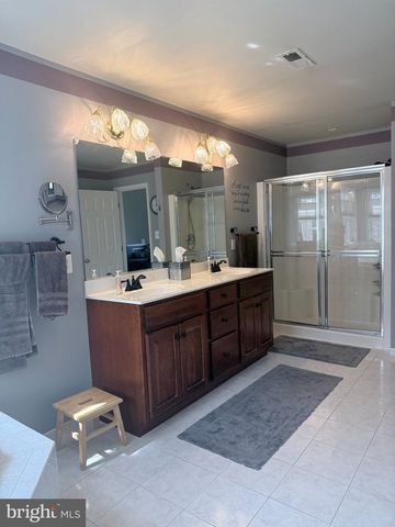 5735 BENT PINE PL, Waldorf, MD 20601