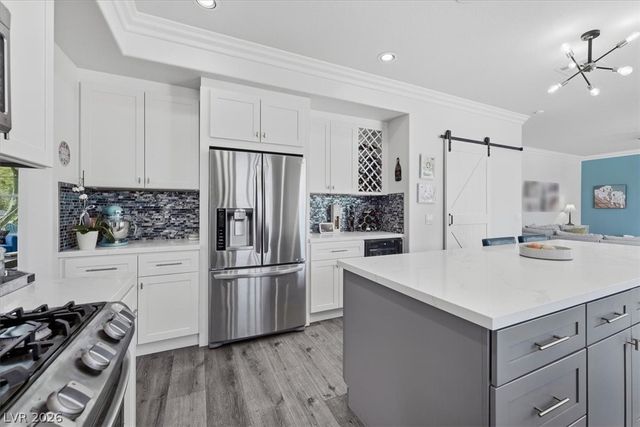 8212 Paseo Vista Drive, Las Vegas, NV 89128