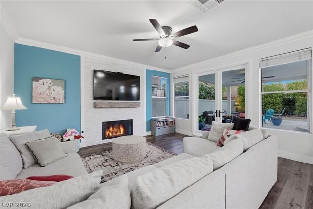 8212 Paseo Vista Drive, Las Vegas, NV 89128