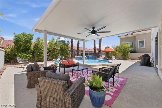 8212 Paseo Vista Drive, Las Vegas, NV 89128