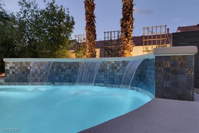 8212 Paseo Vista Drive, Las Vegas, NV 89128