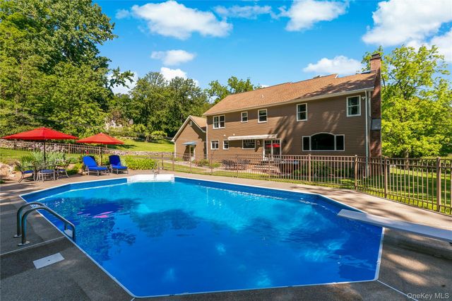 37 Mountain Brook Drive, Cold Spring, NY 10516