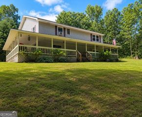 991 FRANK LOVELL Road, Clarkesville, GA 30523