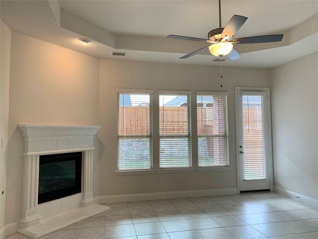 822 Susan Street, Anna, TX 75409