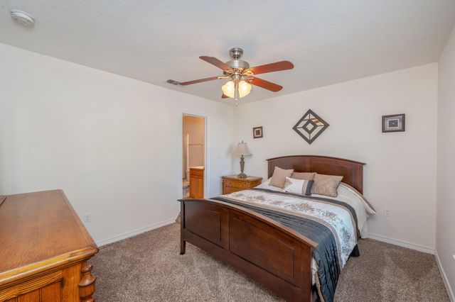 31 Rembrandt Circle, Defuniak Springs, FL 32433