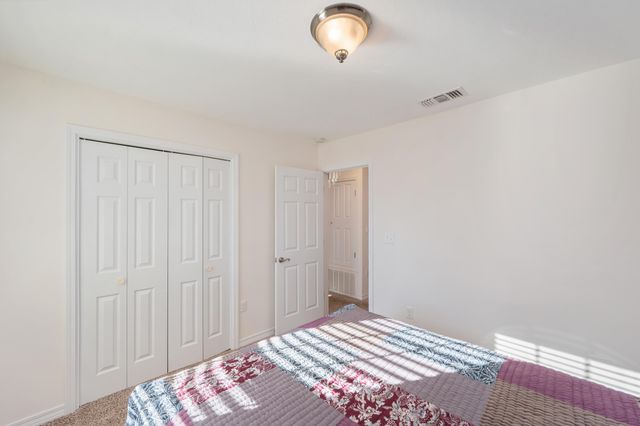 31 Rembrandt Circle, Defuniak Springs, FL 32433