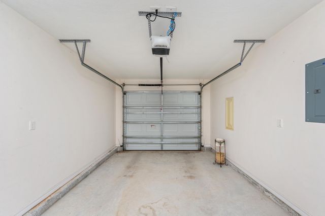 31 Rembrandt Circle, Defuniak Springs, FL 32433