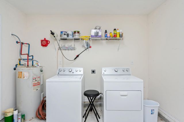 31 Rembrandt Circle, Defuniak Springs, FL 32433