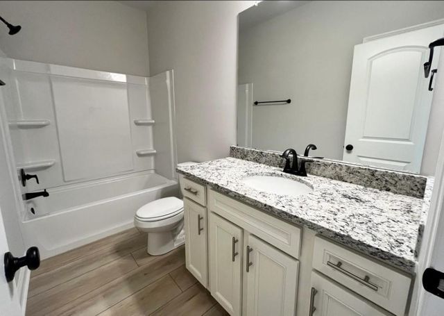 6685 Arbor Way, Orange, TX 77630