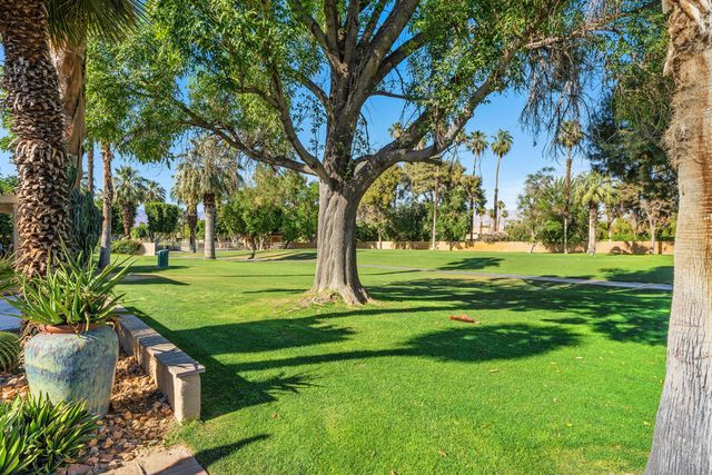 41588 Woodhaven Drive E, Palm Desert, CA 92211
