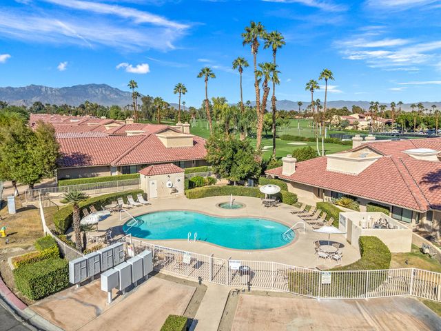 41588 Woodhaven Drive E, Palm Desert, CA 92211