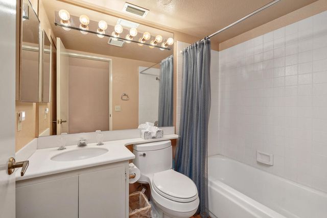 41588 Woodhaven Drive E, Palm Desert, CA 92211