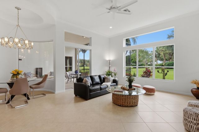 6812 Molakai Circle, Boynton Beach, FL 33437