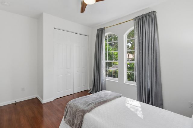 6812 Molakai Circle, Boynton Beach, FL 33437