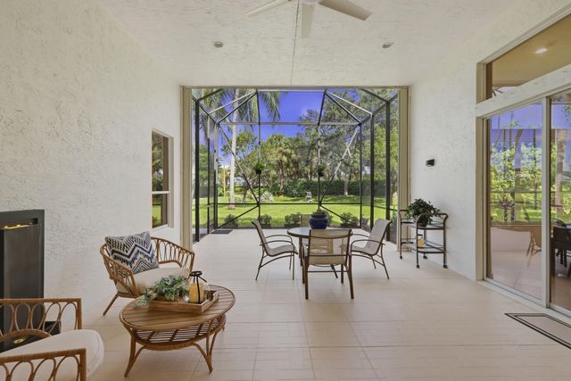 6812 Molakai Circle, Boynton Beach, FL 33437