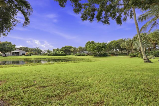 6812 Molakai Circle, Boynton Beach, FL 33437