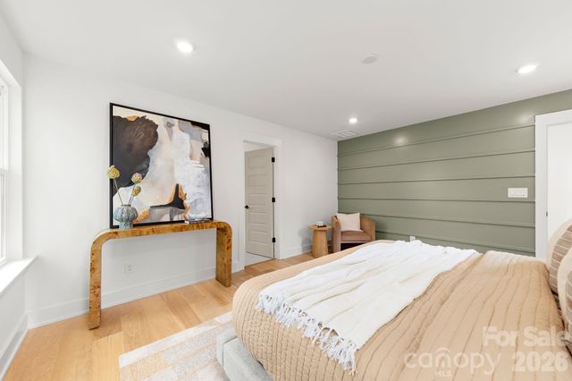 2814 Phillips Avenue, Charlotte, NC 28208