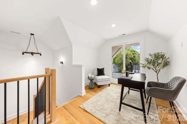 2814 Phillips Avenue, Charlotte, NC 28208