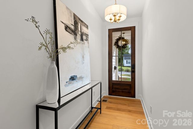 2814 Phillips Avenue, Charlotte, NC 28208