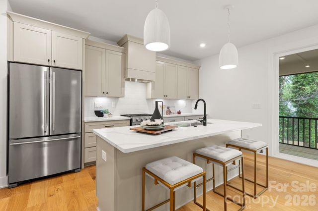 2814 Phillips Avenue, Charlotte, NC 28208