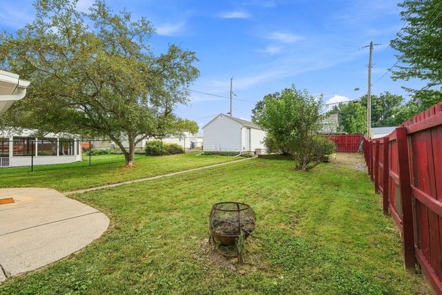 347 W 32nd Street, Davenport, IA 52803