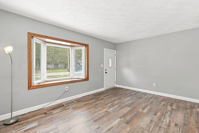 347 W 32nd Street, Davenport, IA 52803