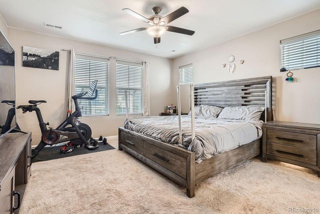 806 White Crow Street, Aurora, CO 80018