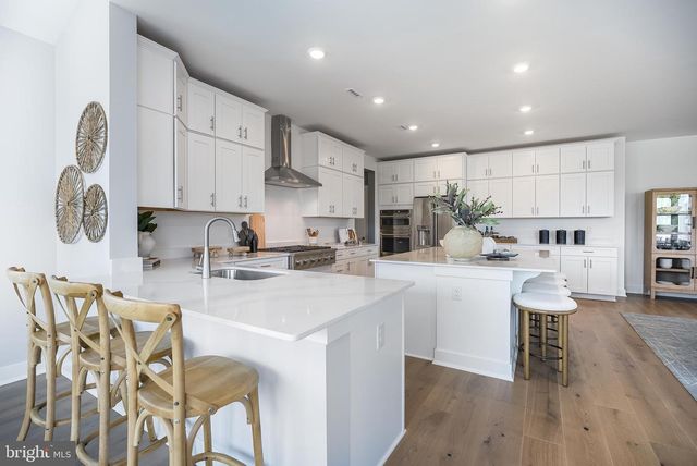 67 MARTHA BROKAW WAY, Titusville, NJ 08560