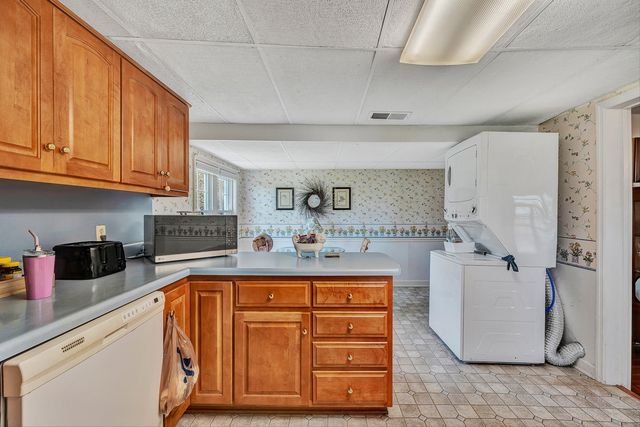1220 HOLLEY RIDGE RD, Henry, VA 24102