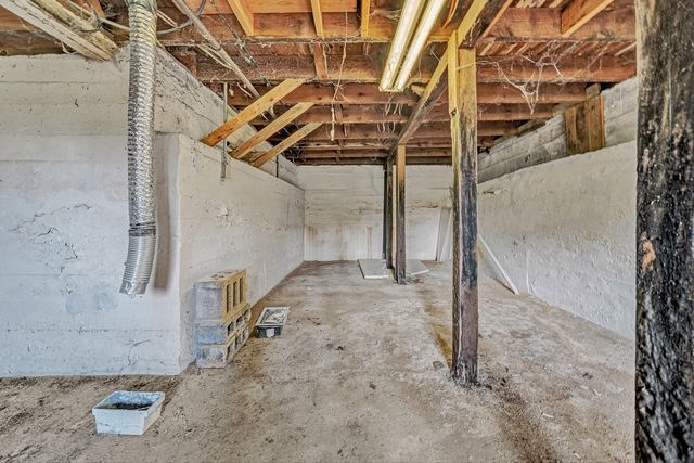 1220 HOLLEY RIDGE RD, Henry, VA 24102