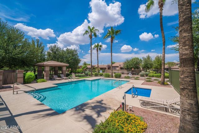 1404 W WEATHERBY Way, Chandler, AZ 85286