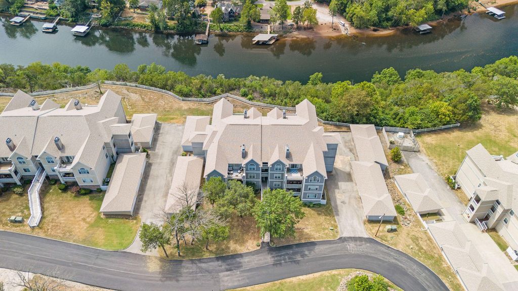 310 Woodland Drive, 19-1d, Branson, MO 65616