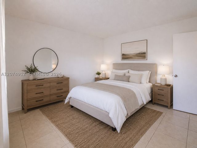 1750 W 46th St 521, Hialeah, FL 33012