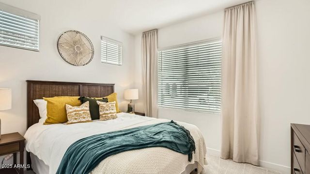 25318 N 175TH Avenue, Surprise, AZ 85387