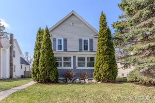727 Emerald Avenue Ne, City Of Grand Rapids, MI 49503