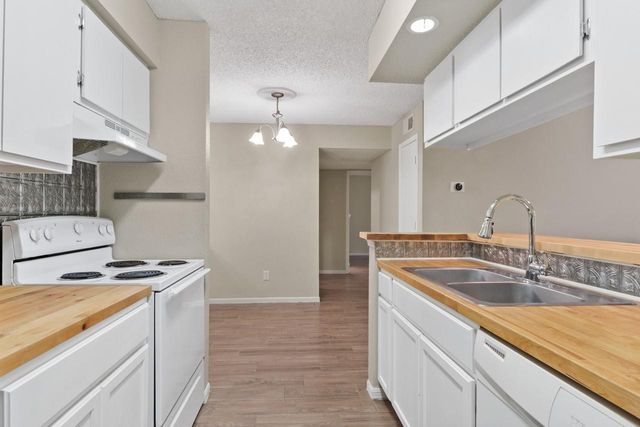 250 El Dorado Boulevard 259, Webster, TX 77598