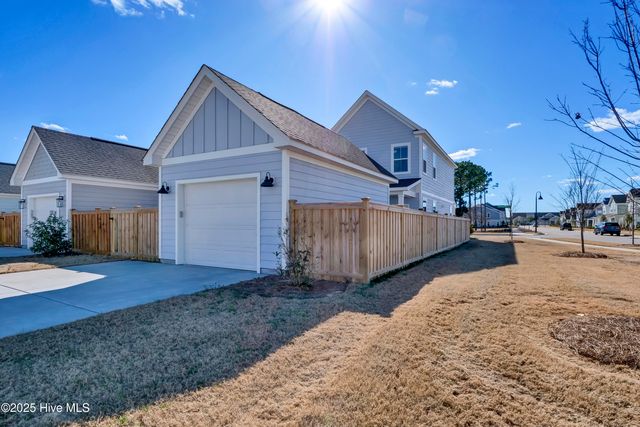 5201 Frying Pan Row, Wilmington, NC 28412