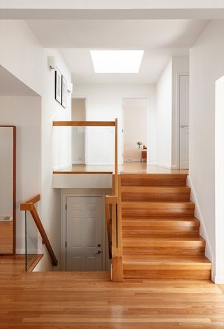 22 Burdean Rd, Newton, MA 02459