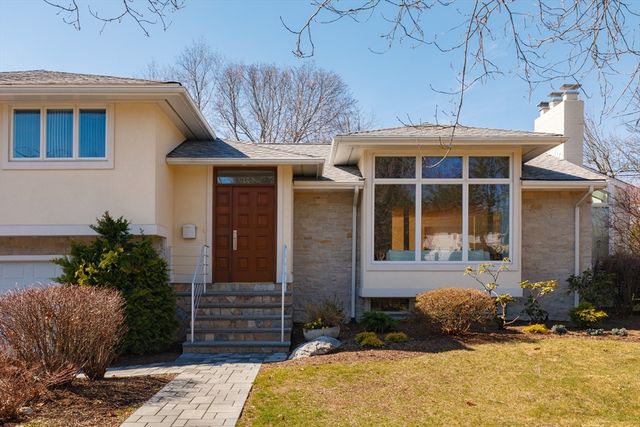 22 Burdean Rd, Newton, MA 02459