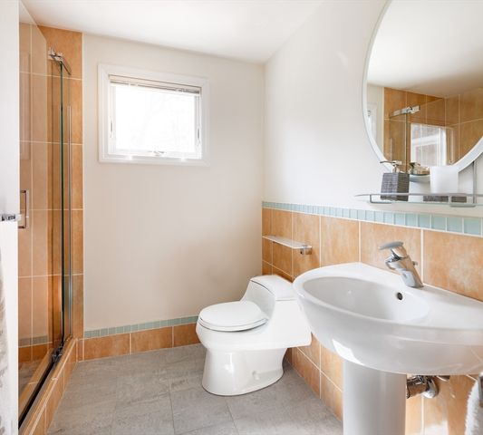 22 Burdean Rd, Newton, MA 02459