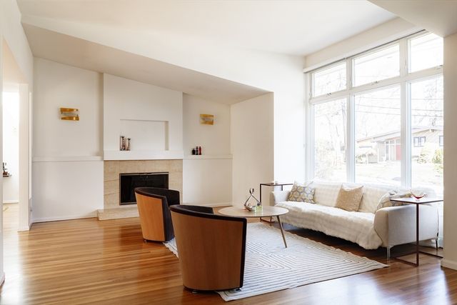 22 Burdean Rd, Newton, MA 02459