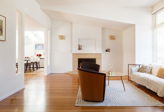 22 Burdean Rd, Newton, MA 02459