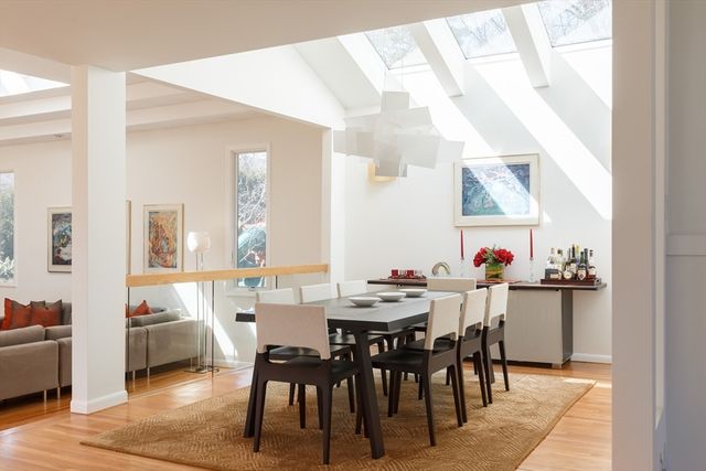 22 Burdean Rd, Newton, MA 02459