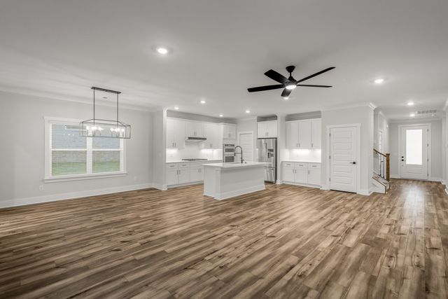 753 Brownlow Road, White House, TN 37188