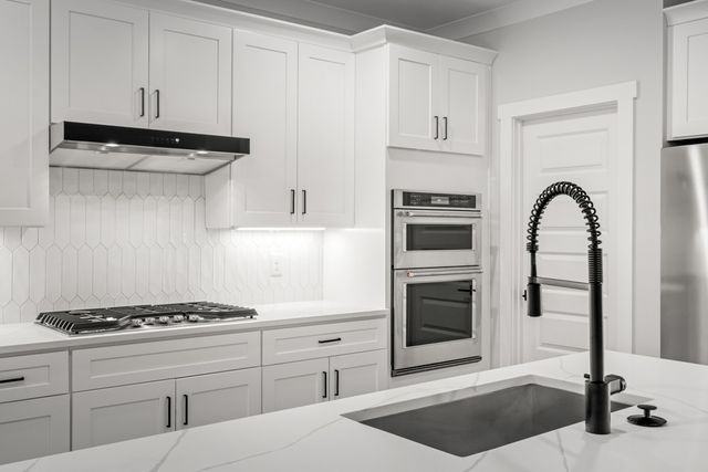 753 Brownlow Road, White House, TN 37188