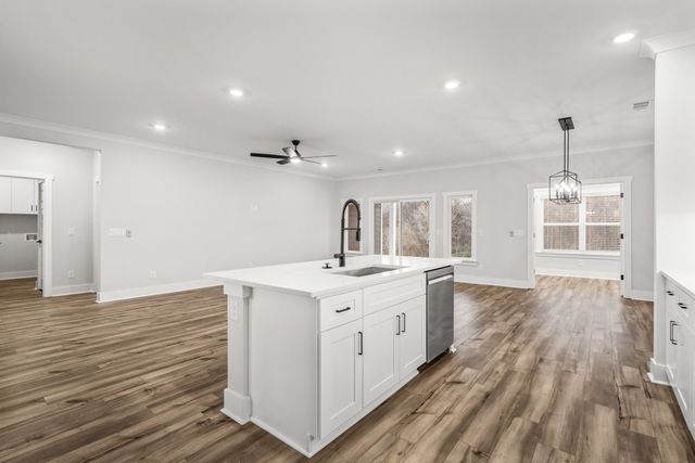 753 Brownlow Road, White House, TN 37188